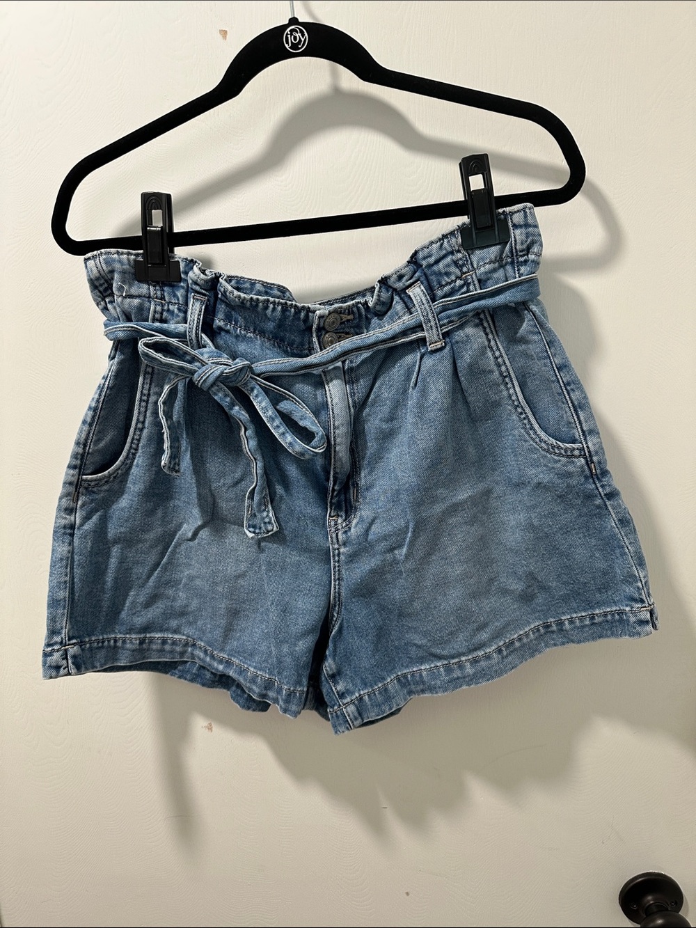 AE denim mom short. Paper bag style.